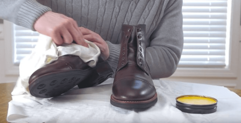 How To Maintain The Color Of Leather Boots